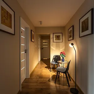 https://apart-rooms-city-centr.warsawhotelspoland.com